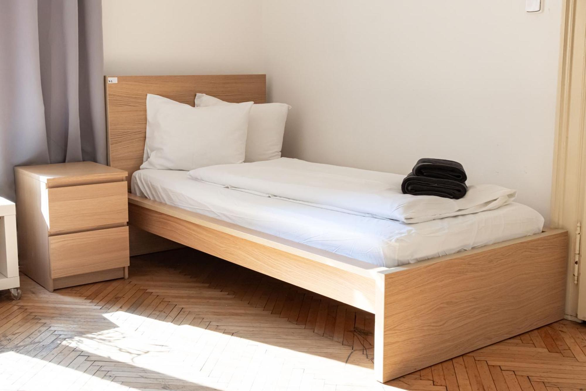 Apartments In Mala Strana - 10 Minutes From Charles Bridge براغ المظهر الخارجي الصورة
